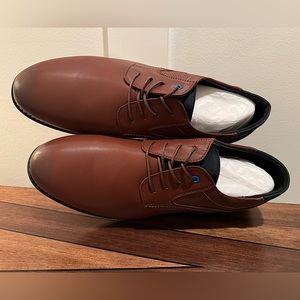 Gatsby-Orthopedic Oxford Lisse Size 16AA